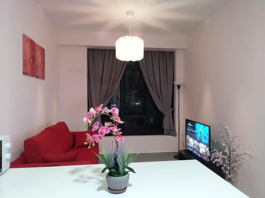 Ka1009- Cyberjaya-netflix-wifi-parking-swimming Pool View, 1003 * Cyberjaya